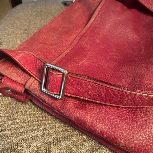 Danier Crossbody Bag - Picture 4 of 10